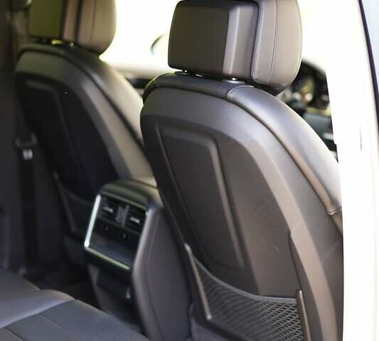 Синій Порше Cayenne, об'ємом двигуна 3 л та пробігом 74 тис. км за 58900 $, фото 53 на Automoto.ua