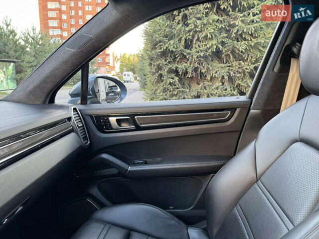 Синій Порше Cayenne, об'ємом двигуна 2.89 л та пробігом 104 тис. км за 65000 $, фото 14 на Automoto.ua