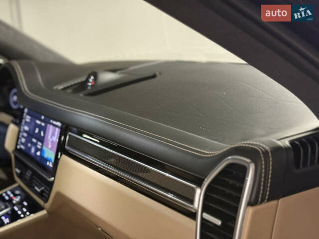 Синий Порше Каен, объемом двигателя 2.9 л и пробегом 73 тыс. км за 62000 $, фото 22 на Automoto.ua