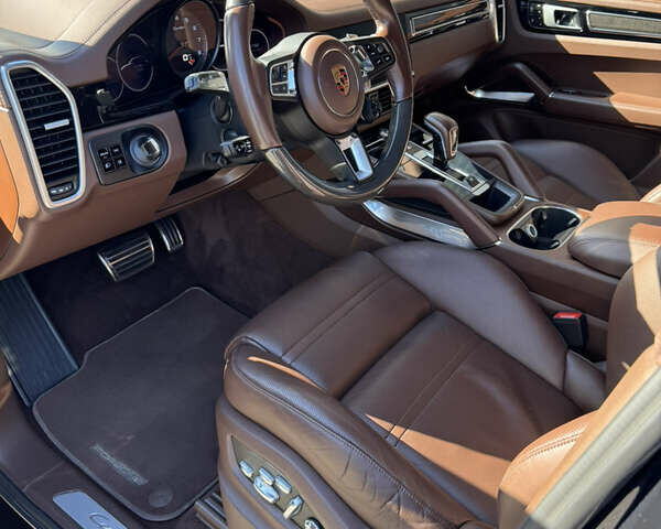 Синий Порше Каен, объемом двигателя 4 л и пробегом 112 тыс. км за 76000 $, фото 22 на Automoto.ua