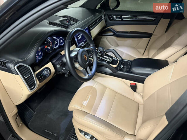Синий Порше Каен, объемом двигателя 2.9 л и пробегом 73 тыс. км за 62000 $, фото 31 на Automoto.ua
