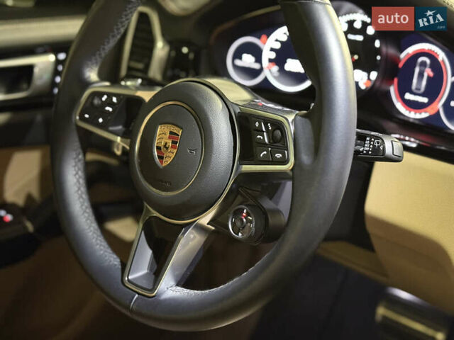 Синий Порше Каен, объемом двигателя 2.9 л и пробегом 73 тыс. км за 62000 $, фото 16 на Automoto.ua