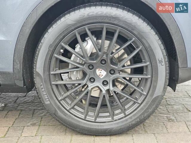 Синий Порше Каен, объемом двигателя 3 л и пробегом 100 тыс. км за 52999 $, фото 11 на Automoto.ua