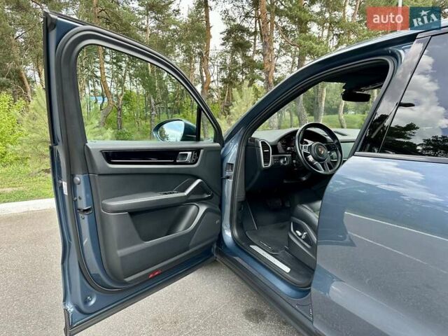 Синий Порше Каен, объемом двигателя 3 л и пробегом 119 тыс. км за 51800 $, фото 55 на Automoto.ua