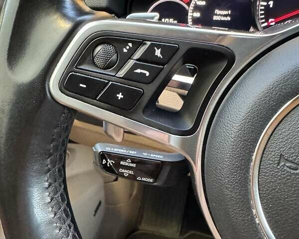 Порше Cayenne 2018 у Києві на Automoto.ua Синій Порше Cayenne, об'ємом двигуна 2.89 л та пробігом 130 тис. км за 58825 $, фото 15 на Automoto.ua