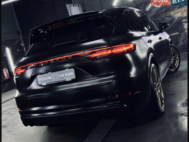 Синий Порше Каен, объемом двигателя 4 л и пробегом 112 тыс. км за 76000 $, фото 8 на Automoto.ua