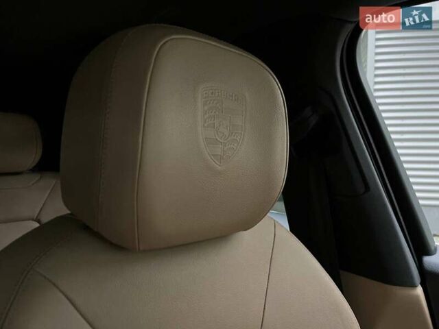 Синий Порше Каен, объемом двигателя 3 л и пробегом 174 тыс. км за 48990 $, фото 26 на Automoto.ua