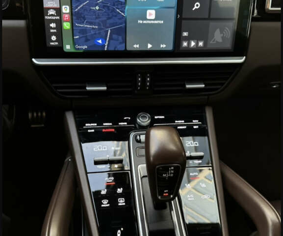 Синий Порше Каен, объемом двигателя 4 л и пробегом 112 тыс. км за 76000 $, фото 21 на Automoto.ua