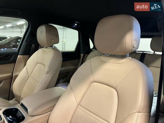 Синий Порше Каен, объемом двигателя 3 л и пробегом 78 тыс. км за 52314 $, фото 27 на Automoto.ua