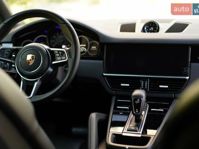 Синій Порше Cayenne, об'ємом двигуна 3 л та пробігом 74 тис. км за 58900 $, фото 36 на Automoto.ua