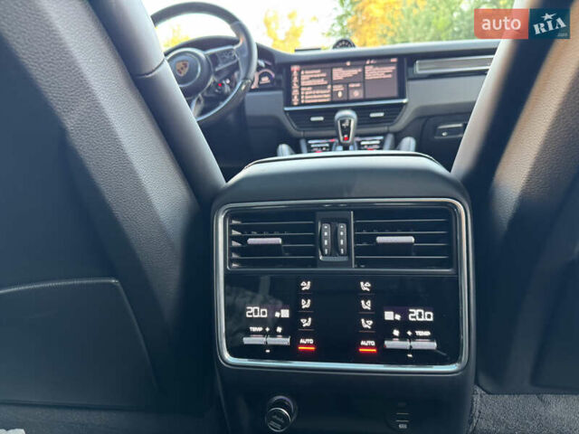 Синій Порше Cayenne, об'ємом двигуна 2.89 л та пробігом 104 тис. км за 65000 $, фото 10 на Automoto.ua