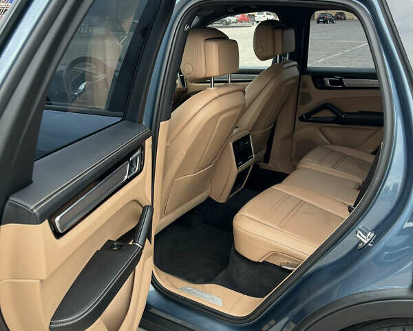 Синій Порше Cayenne, об'ємом двигуна 3 л та пробігом 95 тис. км за 55000 $, фото 11 на Automoto.ua