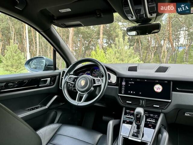 Синий Порше Каен, объемом двигателя 3 л и пробегом 119 тыс. км за 51800 $, фото 58 на Automoto.ua