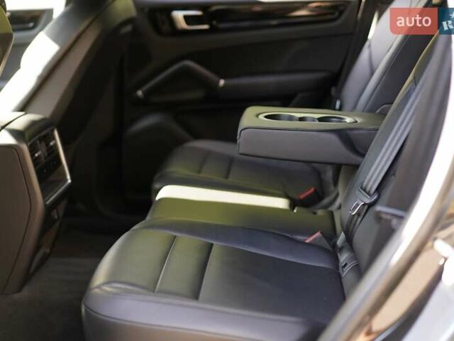Синій Порше Cayenne, об'ємом двигуна 3 л та пробігом 74 тис. км за 58900 $, фото 46 на Automoto.ua