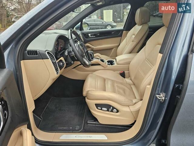 Синий Порше Каен, объемом двигателя 3 л и пробегом 100 тыс. км за 52999 $, фото 23 на Automoto.ua