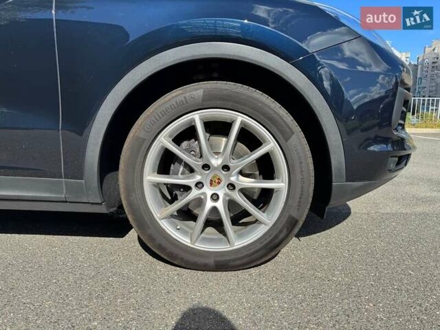 Синий Порше Каен, объемом двигателя 3 л и пробегом 46 тыс. км за 65000 $, фото 7 на Automoto.ua