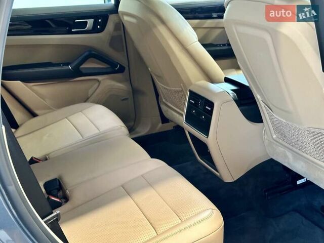 Синий Порше Каен, объемом двигателя 3 л и пробегом 81 тыс. км за 53900 $, фото 18 на Automoto.ua