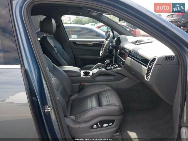 Синій Порше Cayenne, об'ємом двигуна 3 л та пробігом 150 тис. км за 20000 $, фото 6 на Automoto.ua
