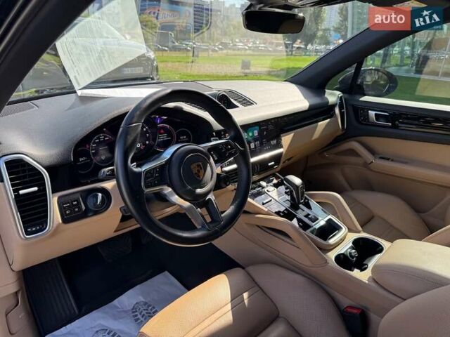Синий Порше Каен, объемом двигателя 3 л и пробегом 46 тыс. км за 65000 $, фото 33 на Automoto.ua