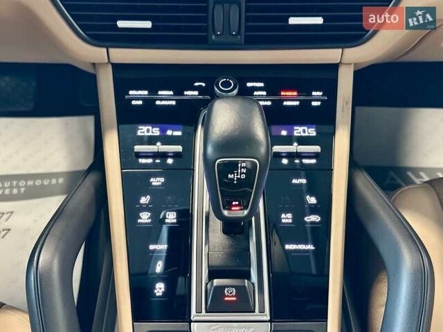 Синий Порше Каен, объемом двигателя 3 л и пробегом 81 тыс. км за 53900 $, фото 11 на Automoto.ua