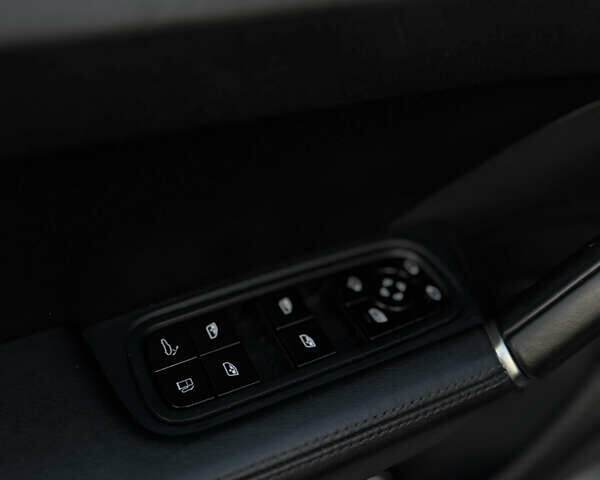 Синій Порше Cayenne, об'ємом двигуна 3 л та пробігом 100 тис. км за 64999 $, фото 29 на Automoto.ua