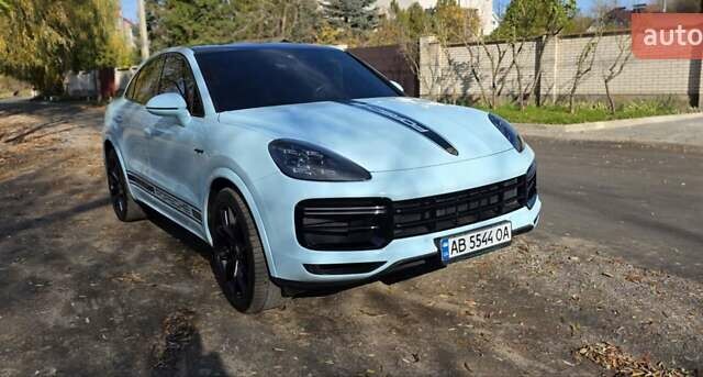 Синий Порше Каен, объемом двигателя 4 л и пробегом 51 тыс. км за 150000 $, фото 6 на Automoto.ua