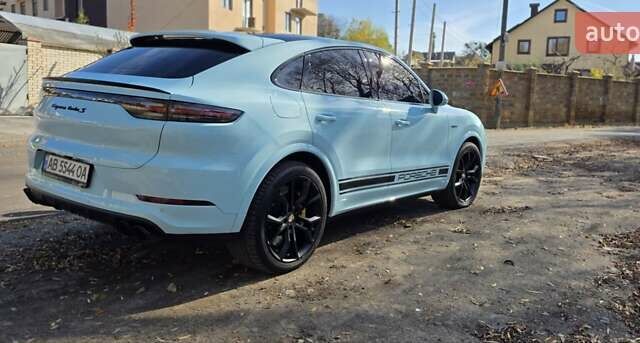 Синий Порше Каен, объемом двигателя 4 л и пробегом 51 тыс. км за 150000 $, фото 4 на Automoto.ua