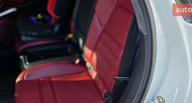 Синий Порше Каен, объемом двигателя 4 л и пробегом 51 тыс. км за 150000 $, фото 15 на Automoto.ua