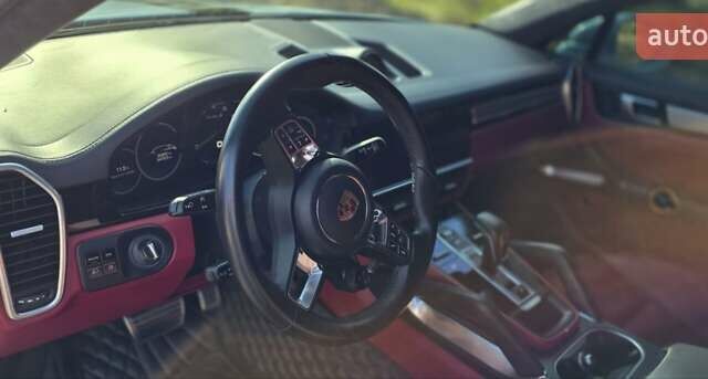 Синий Порше Каен, объемом двигателя 4 л и пробегом 51 тыс. км за 150000 $, фото 8 на Automoto.ua