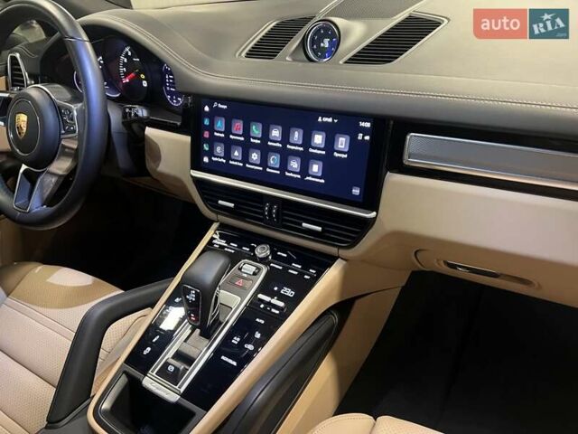 Синій Порше Cayenne, об'ємом двигуна 3 л та пробігом 45 тис. км за 78756 $, фото 45 на Automoto.ua