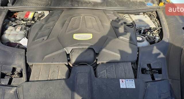 Синий Порше Каен, объемом двигателя 4 л и пробегом 51 тыс. км за 150000 $, фото 22 на Automoto.ua