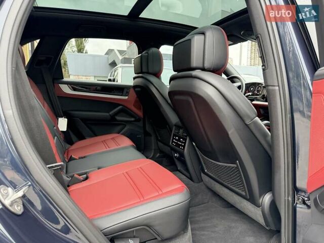 Порше Каен 2023 в Киеве на Automoto.ua Синий Порше Каен, объемом двигателя 3 л и пробегом 18 тыс. км за 99999 $, фото 18 на Automoto.ua