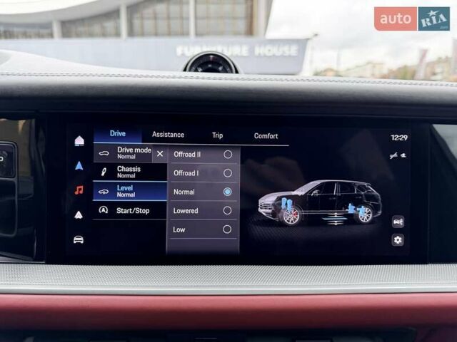 Порше Каен 2023 в Киеве на Automoto.ua Синий Порше Каен, объемом двигателя 3 л и пробегом 18 тыс. км за 99999 $, фото 32 на Automoto.ua