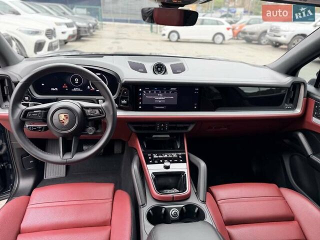 Порше Каен 2023 в Киеве на Automoto.ua Синий Порше Каен, объемом двигателя 3 л и пробегом 18 тыс. км за 99999 $, фото 24 на Automoto.ua
