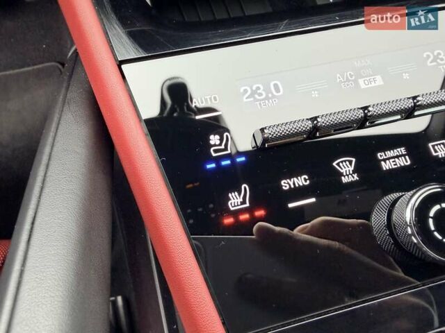 Порше Каен 2023 в Киеве на Automoto.ua Синий Порше Каен, объемом двигателя 3 л и пробегом 18 тыс. км за 99999 $, фото 34 на Automoto.ua