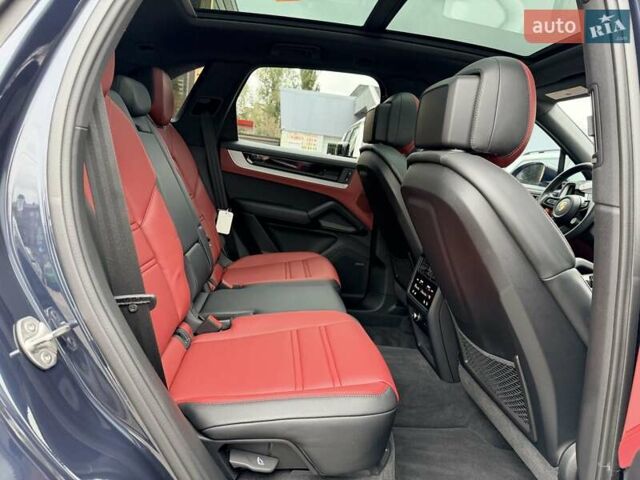 Порше Каен 2023 в Киеве на Automoto.ua Синий Порше Каен, объемом двигателя 3 л и пробегом 18 тыс. км за 99999 $, фото 17 на Automoto.ua