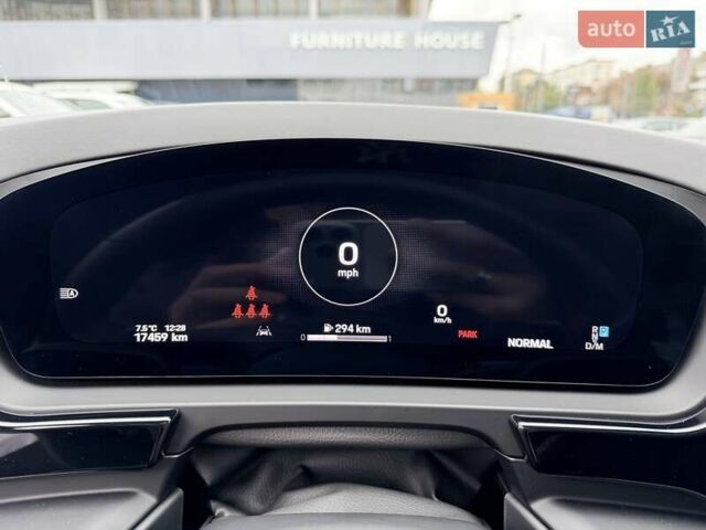 Порше Каен 2023 в Киеве на Automoto.ua Синий Порше Каен, объемом двигателя 3 л и пробегом 18 тыс. км за 99999 $, фото 26 на Automoto.ua