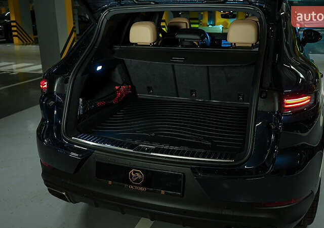 Синий Порше Каен, объемом двигателя 3 л и пробегом 5 тыс. км за 117000 $, фото 11 на Automoto.ua