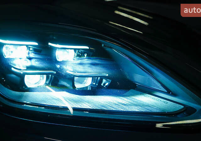 Синий Порше Каен, объемом двигателя 3 л и пробегом 5 тыс. км за 117000 $, фото 6 на Automoto.ua