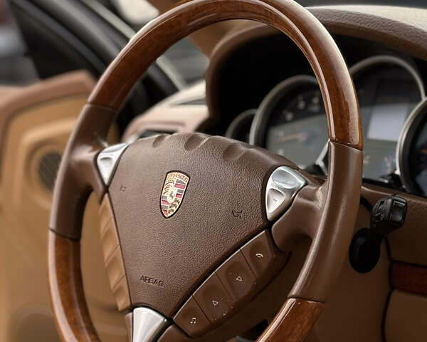 Зеленый Порше Каен, объемом двигателя 4.81 л и пробегом 190 тыс. км за 7900 $, фото 6 на Automoto.ua