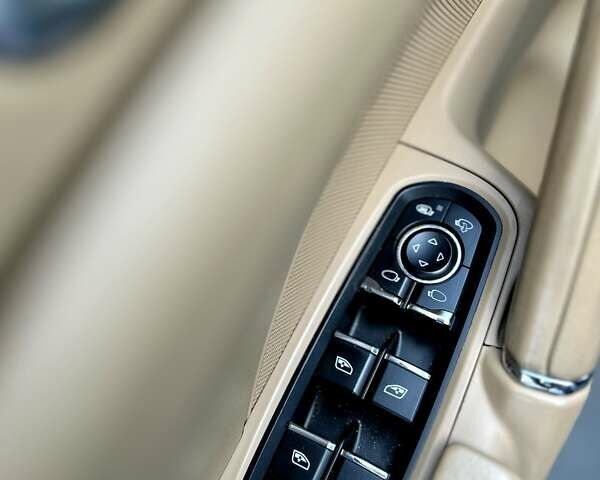 Зелений Порше Cayenne, об'ємом двигуна 2.97 л та пробігом 189 тис. км за 25500 $, фото 28 на Automoto.ua