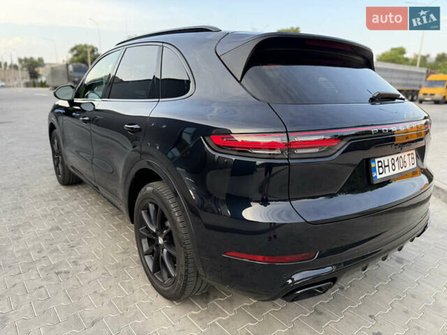 Зелений Порше Cayenne, об'ємом двигуна 3 л та пробігом 83 тис. км за 47700 $, фото 2 на Automoto.ua