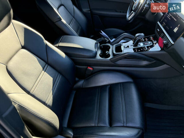 Зелений Порше Cayenne, об'ємом двигуна 3 л та пробігом 83 тис. км за 47700 $, фото 15 на Automoto.ua