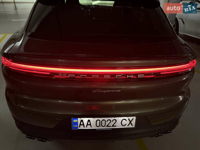 Зелений Порше Cayenne, об'ємом двигуна 3 л та пробігом 8 тис. км за 159000 $, фото 97 на Automoto.ua