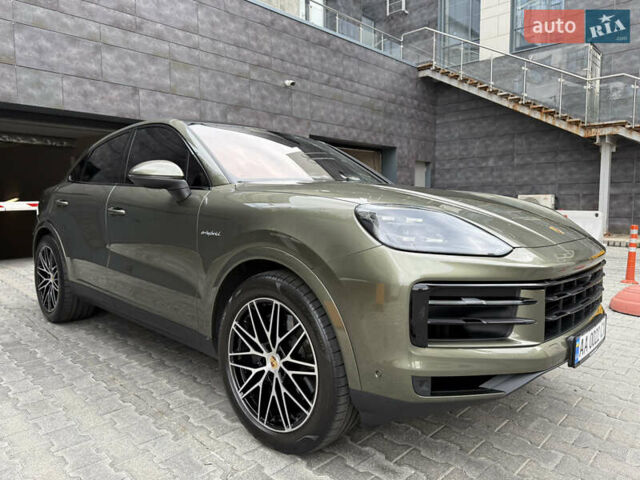Зелений Порше Cayenne, об'ємом двигуна 3 л та пробігом 8 тис. км за 159000 $, фото 26 на Automoto.ua
