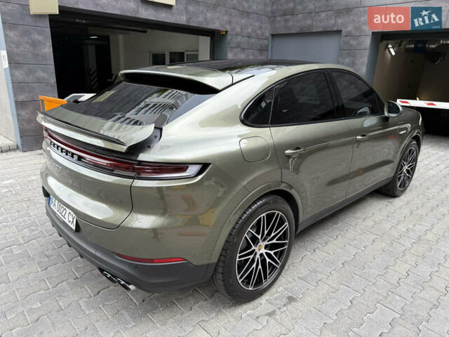 Зелений Порше Cayenne, об'ємом двигуна 3 л та пробігом 8 тис. км за 159000 $, фото 49 на Automoto.ua