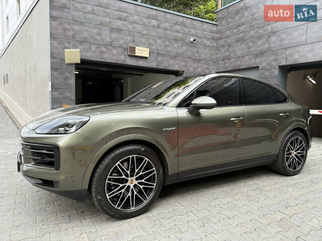 Зелений Порше Cayenne, об'ємом двигуна 3 л та пробігом 8 тис. км за 159000 $, фото 17 на Automoto.ua