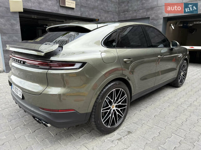 Зелений Порше Cayenne, об'ємом двигуна 3 л та пробігом 8 тис. км за 159000 $, фото 46 на Automoto.ua