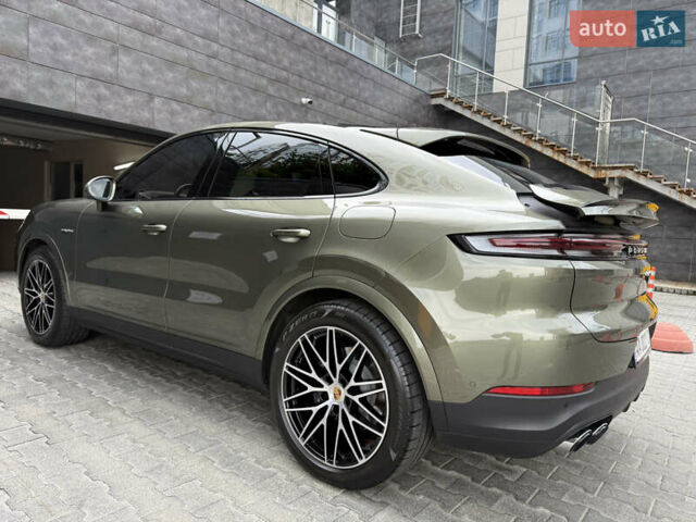 Зелений Порше Cayenne, об'ємом двигуна 3 л та пробігом 8 тис. км за 159000 $, фото 40 на Automoto.ua