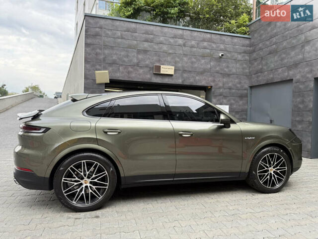 Зелений Порше Cayenne, об'ємом двигуна 3 л та пробігом 8 тис. км за 159000 $, фото 47 на Automoto.ua